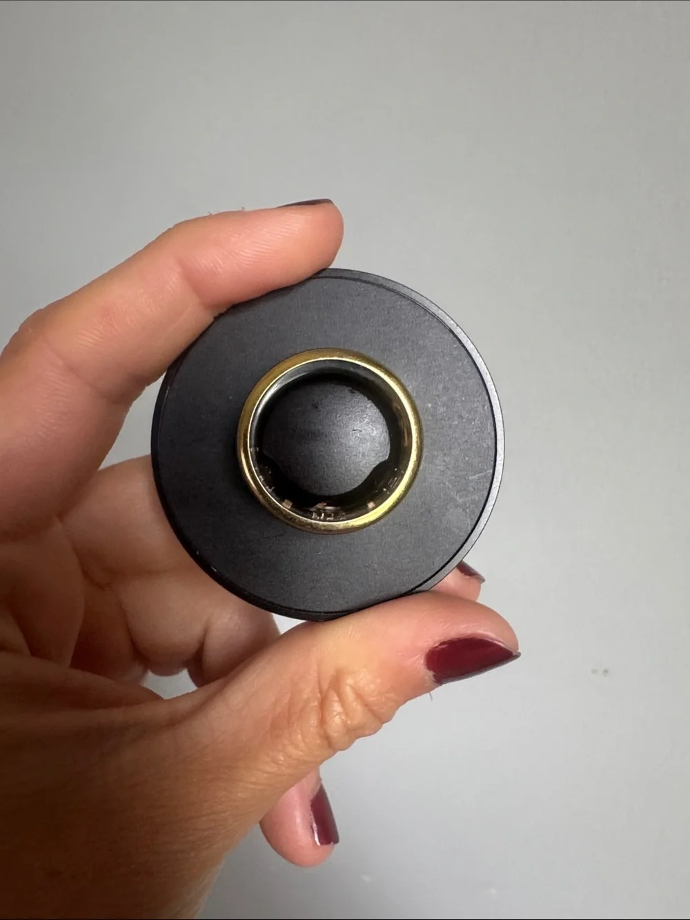 Oura Smart Ring Charger Accessory in Black and Gold